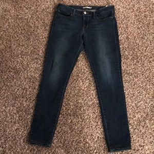 Levi’s 711 Skinny Jeans